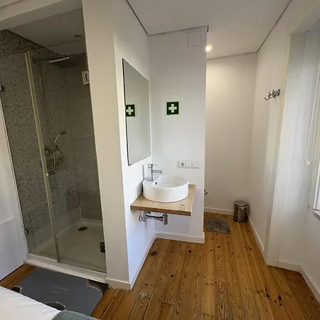 Chiado Hill אכסניה