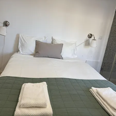 Деревянный коттедж Chiado Hill Лиссабон